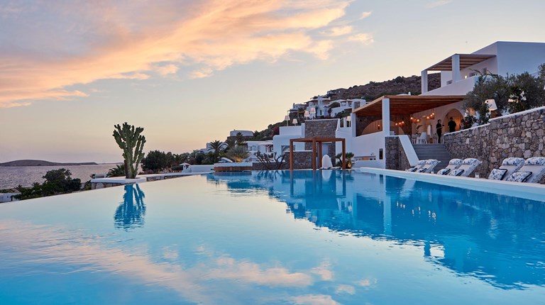 Katikies Mykonos Hotel Q1A1123 2